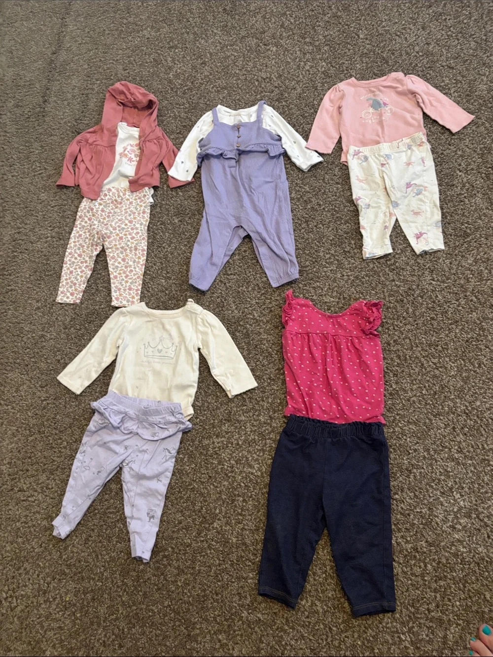 Set of 5 Baby Girl Carter’s Outfits